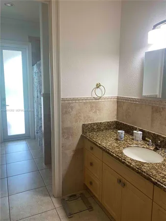 $5,500 | 14302 Southwest 15th Street, Miami, FL 33184