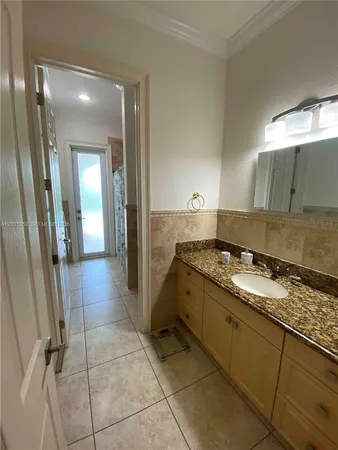 $5,500 | 14302 Southwest 15th Street, Miami, FL 33184