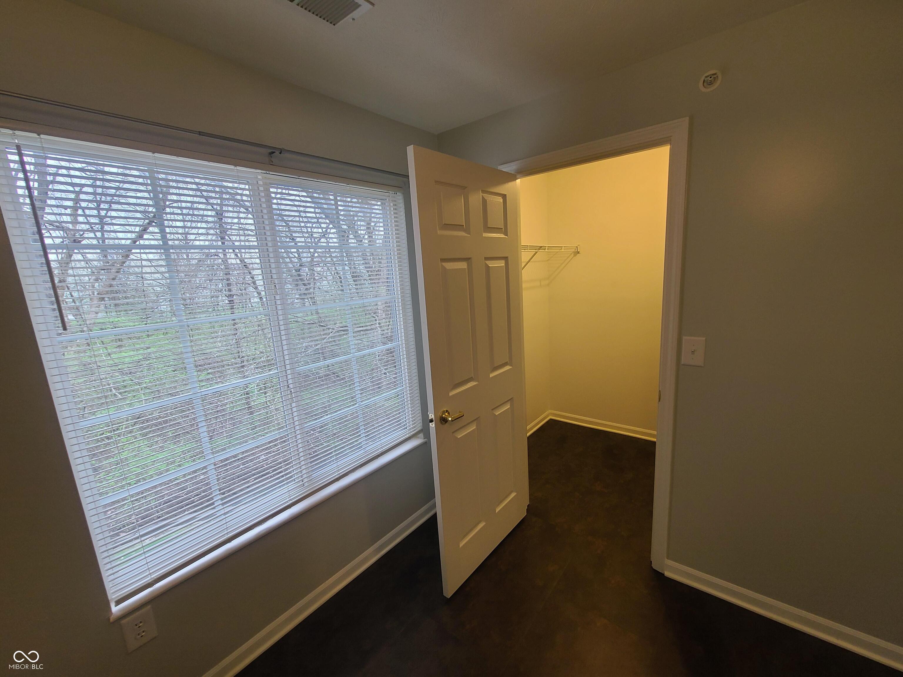 6525 Emerald Hill Court, Unit 208 Indianapolis, IN 46237 - Photo 19 of 40