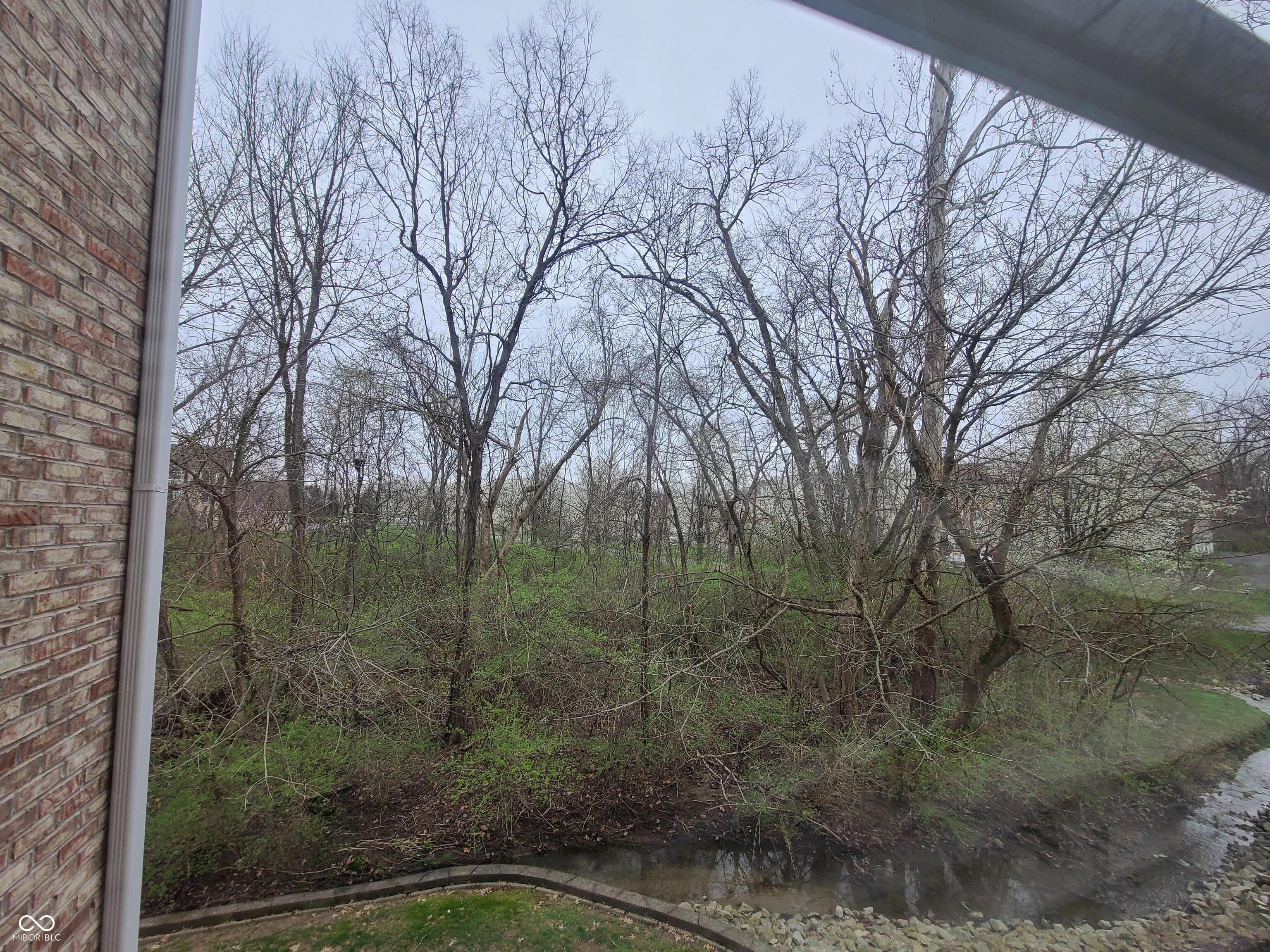 6525 Emerald Hill Court, Unit 208 Indianapolis, IN 46237 - Photo 21 of 40