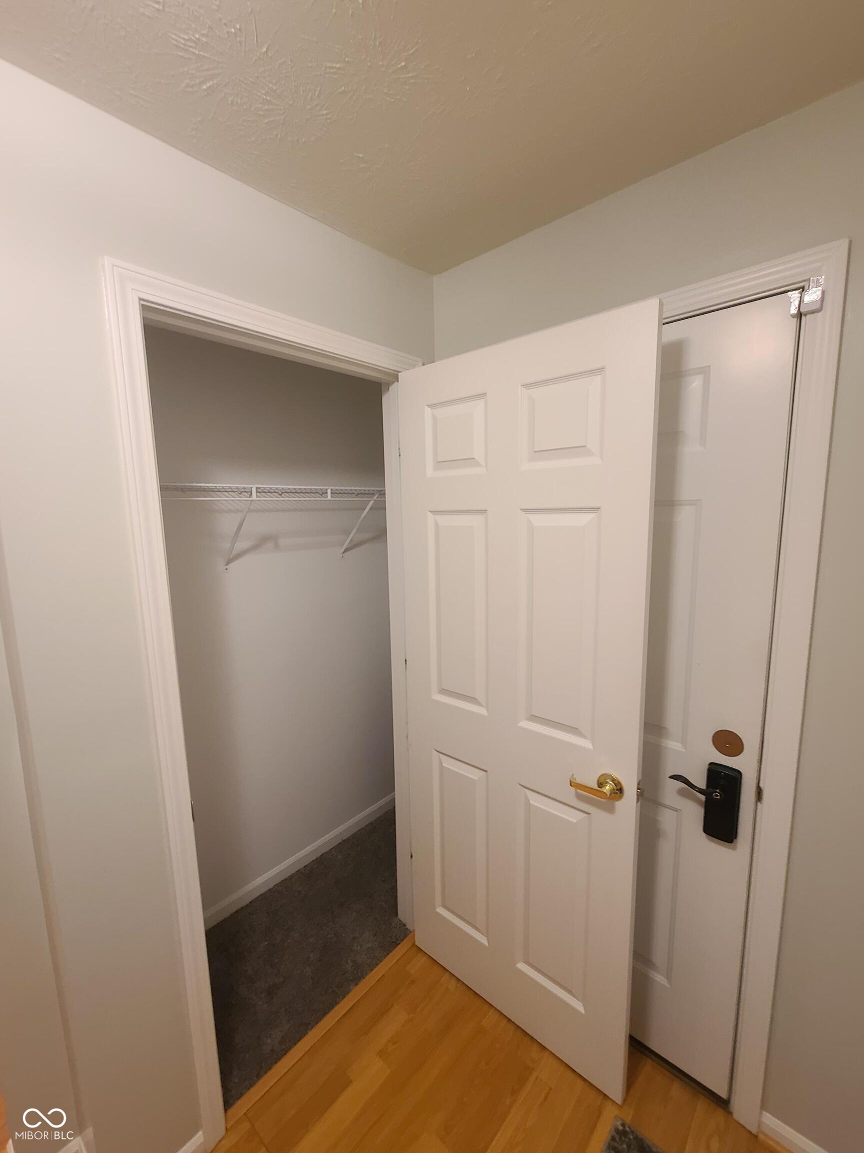 6525 Emerald Hill Court, Unit 208 Indianapolis, IN 46237 - Photo 23 of 40