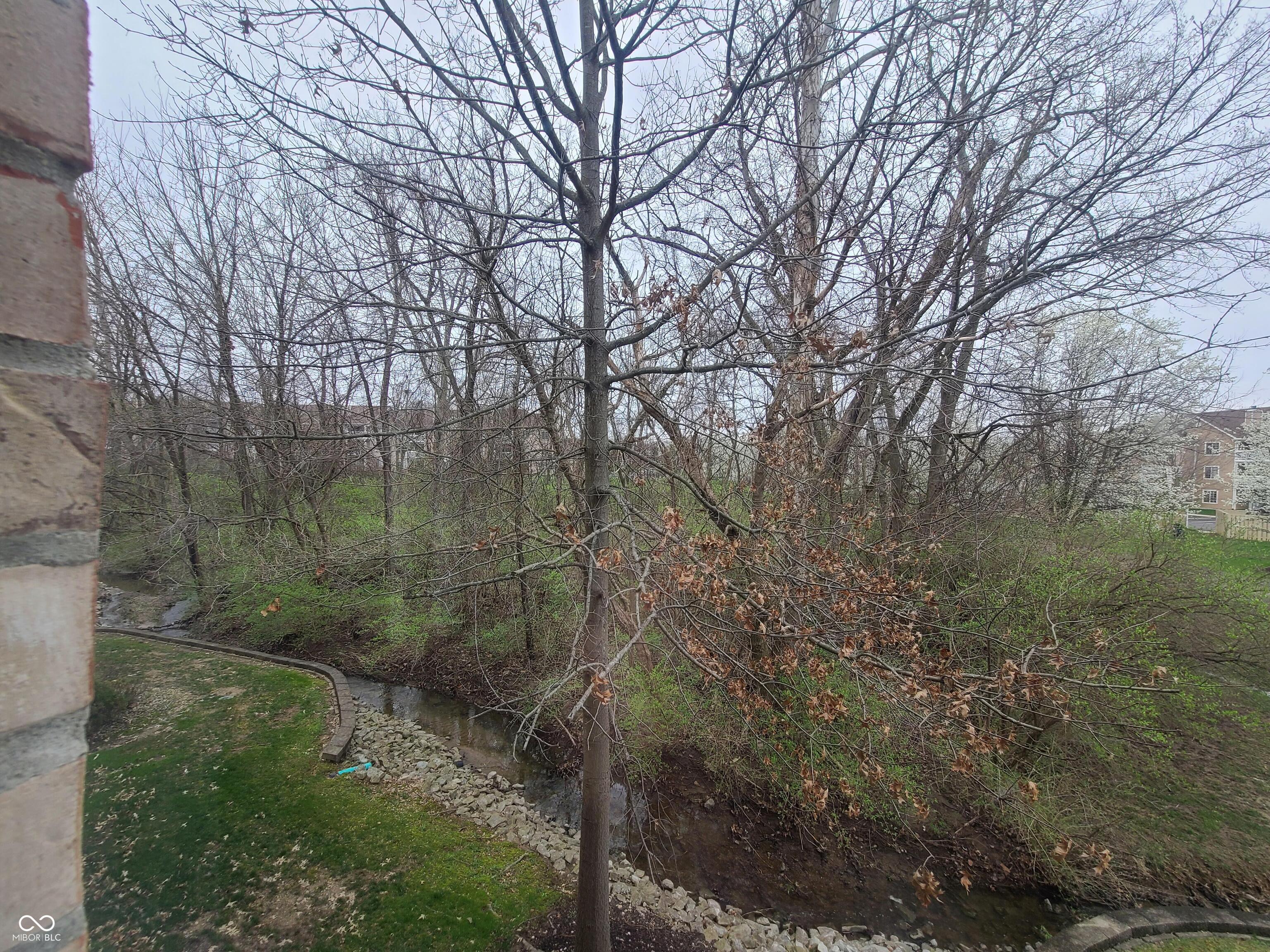 6525 Emerald Hill Court, Unit 208 Indianapolis, IN 46237 - Photo 34 of 40