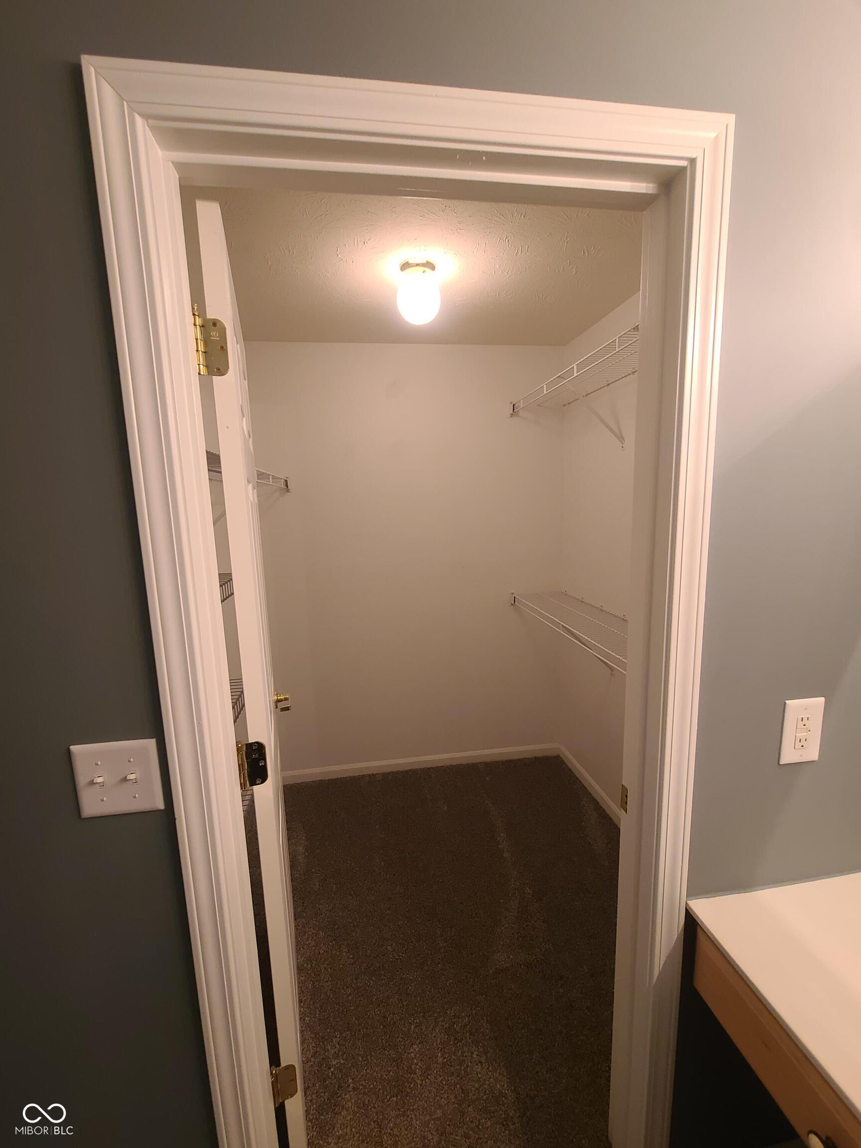 6525 Emerald Hill Court, Unit 208 Indianapolis, IN 46237 - Photo 36 of 40