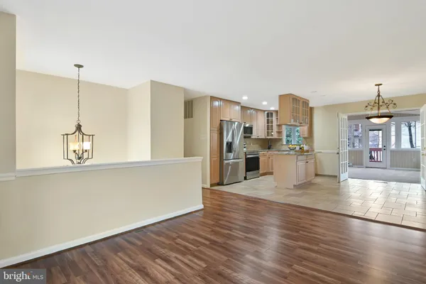 $775,000 | 6634 Cardington Court, Burke, VA 22015