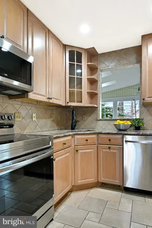 $799,000 | 6634 Cardington Court, Burke, VA 22015