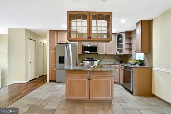 $775,000 | 6634 Cardington Court, Burke, VA 22015