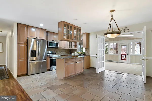 $799,000 | 6634 Cardington Court, Burke, VA 22015