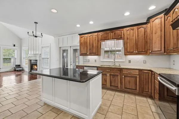 $489,000 | 355 Heritage Circle, Chatsworth, GA 30705
