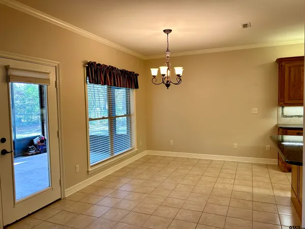$425,900 | 13428 Farm To Market Road 2710, Lindale, TX 75771