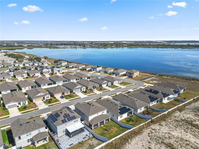 $430,000 | 280 Lake Smart Circle, Winter Haven, FL 33881