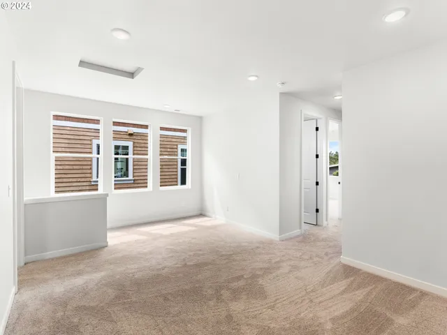 $1,199,900 | 331 Southeast Jetty Avenue, Lincoln City, OR 97367