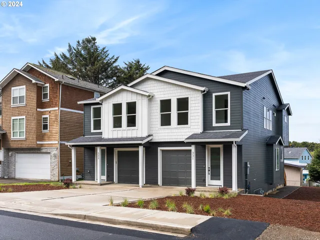 $1,199,900 | 331 Southeast Jetty Avenue, Lincoln City, OR 97367