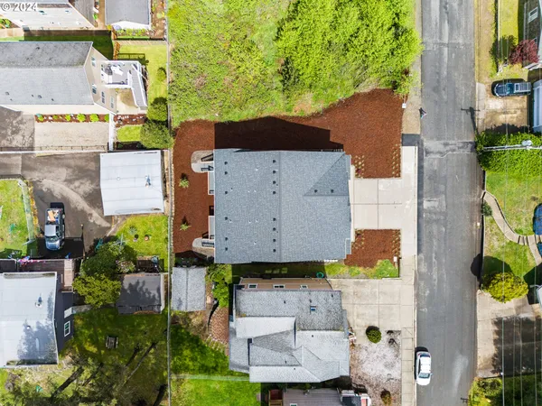 $1,199,900 | 331 Southeast Jetty Avenue, Lincoln City, OR 97367