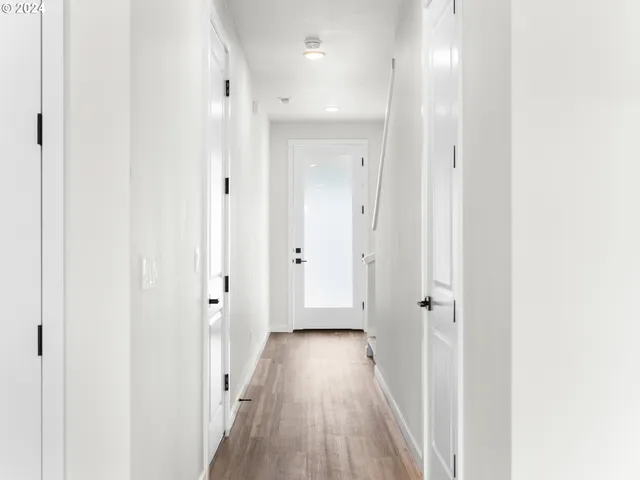 $1,199,900 | 331 Southeast Jetty Avenue, Lincoln City, OR 97367