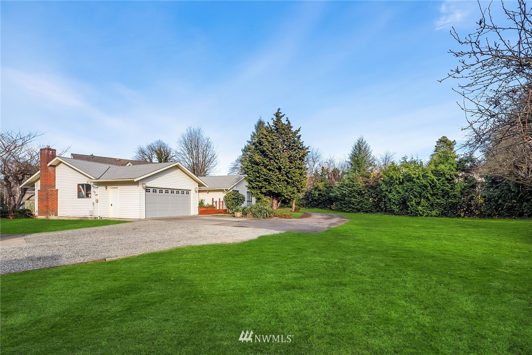 1405 North 34th Street Renton, WA 98056 - Photo 6 of 36