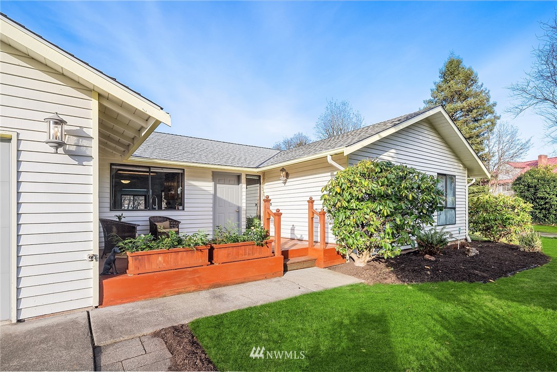 1405 North 34th Street Renton, WA 98056 - Photo 8 of 36