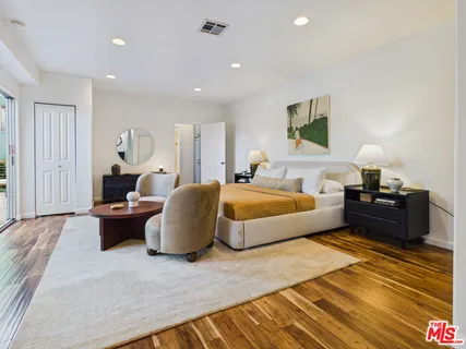 $1,399,000 | 2550 Corralitas Drive, Los Angeles, CA 90039