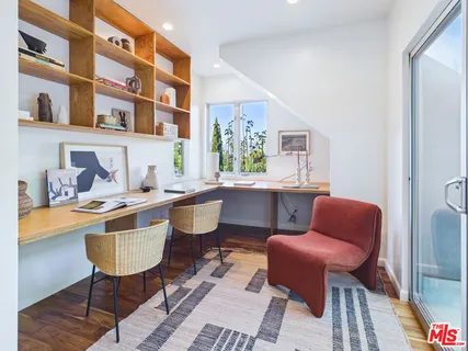 $1,399,000 | 2550 Corralitas Drive, Los Angeles, CA 90039