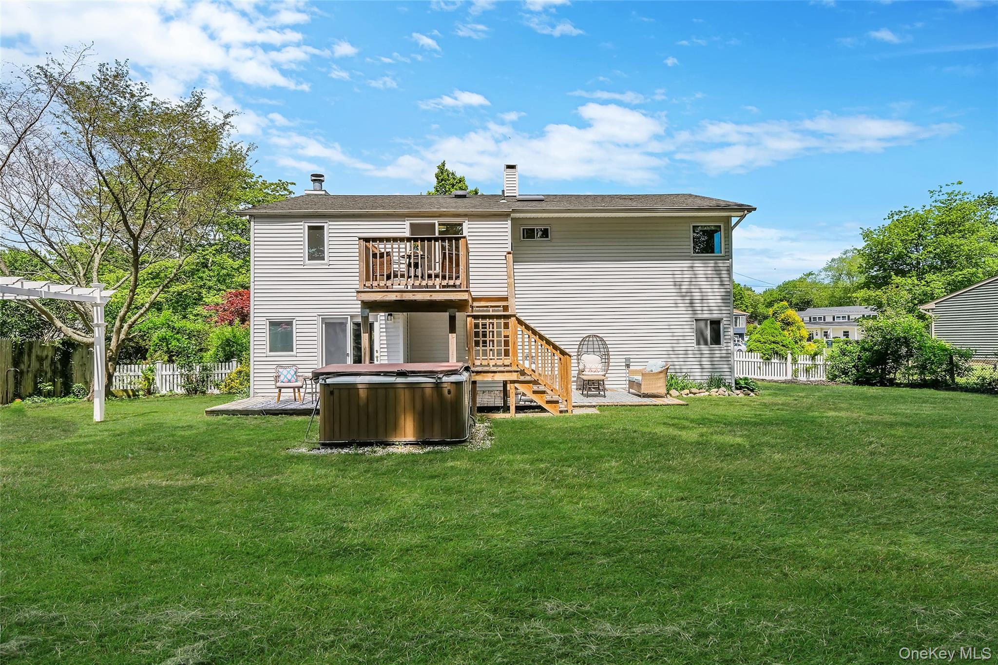 103 Stephen Road Bayport, NY 11705 - Photo 33 of 41