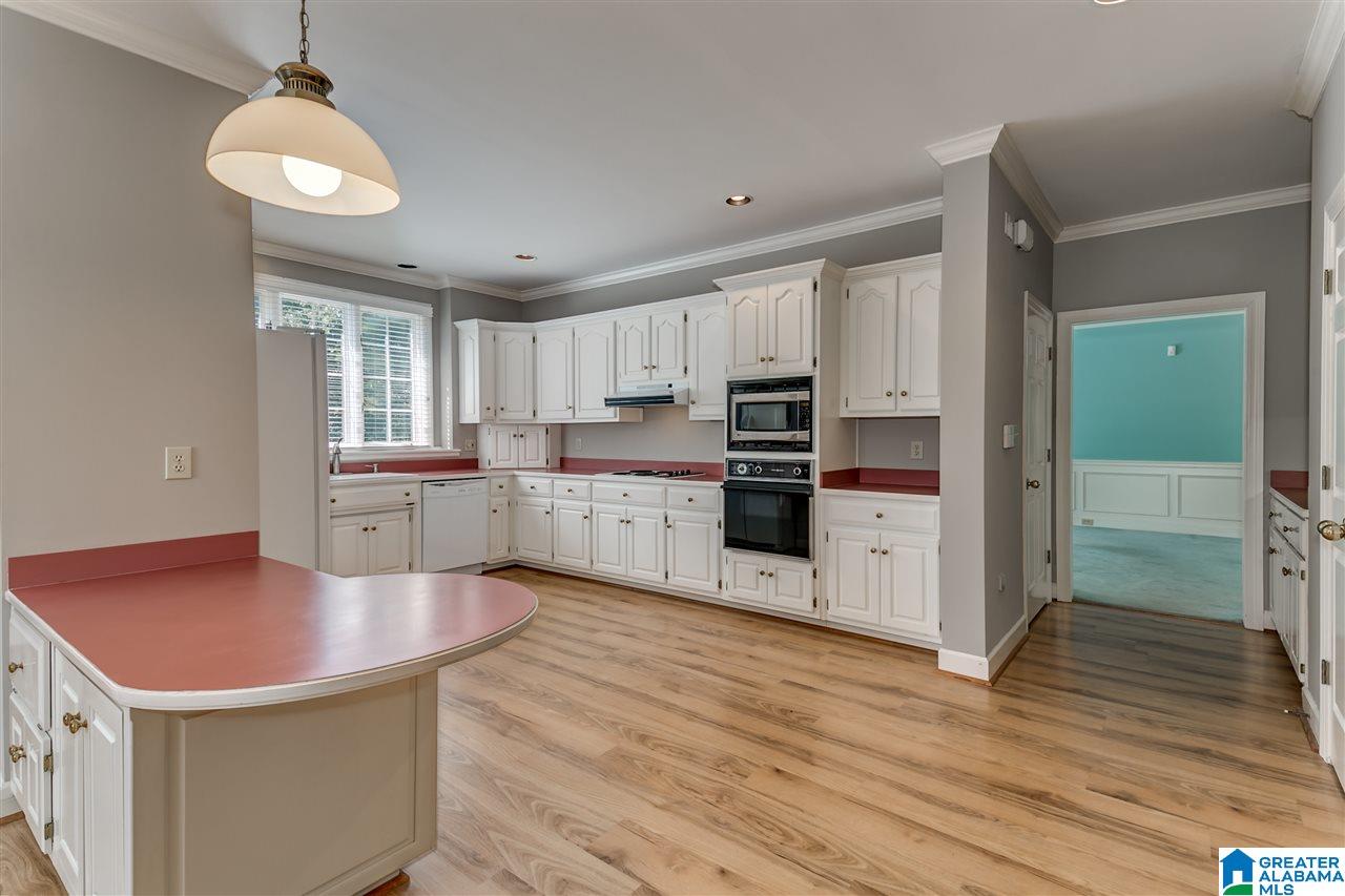 1015 Valley View Road Pelham, AL 35124 - Photo 26 of 42
