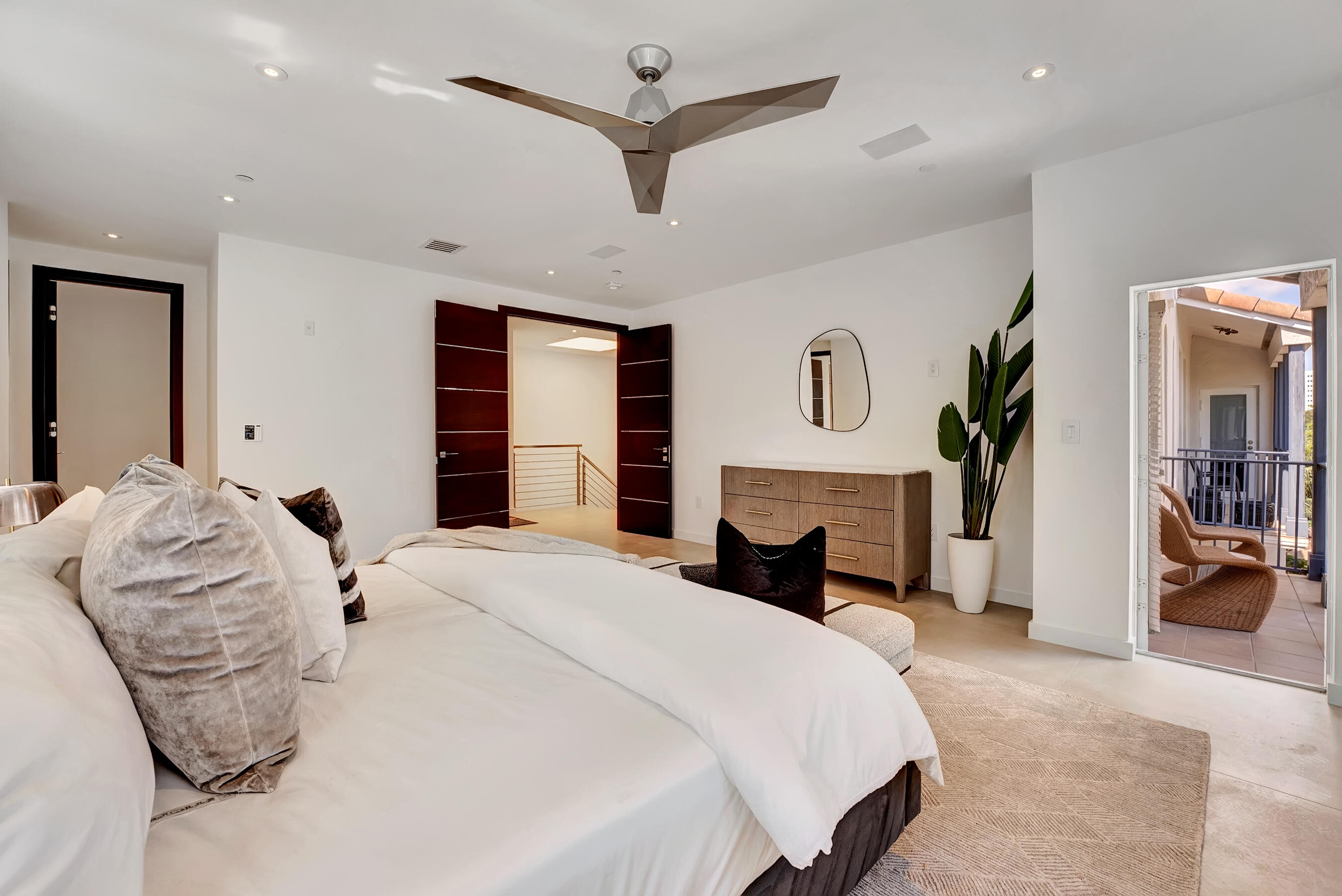 462 East Boca Raton Road Boca Raton, FL 33432 - Photo 9 of 43 Master Bedroom