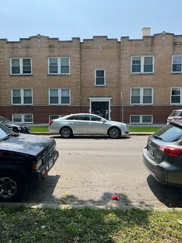 $995 | 5907 West Arthington Street, Unit 1, Chicago, IL 60644