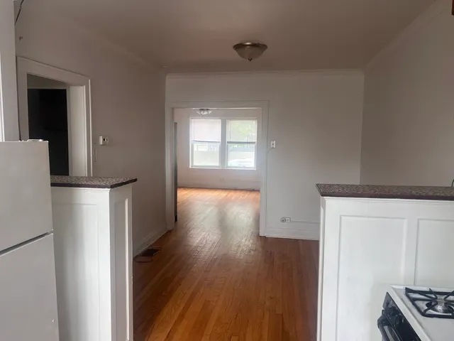 $995 | 5907 West Arthington Street, Unit 1, Chicago, IL 60644