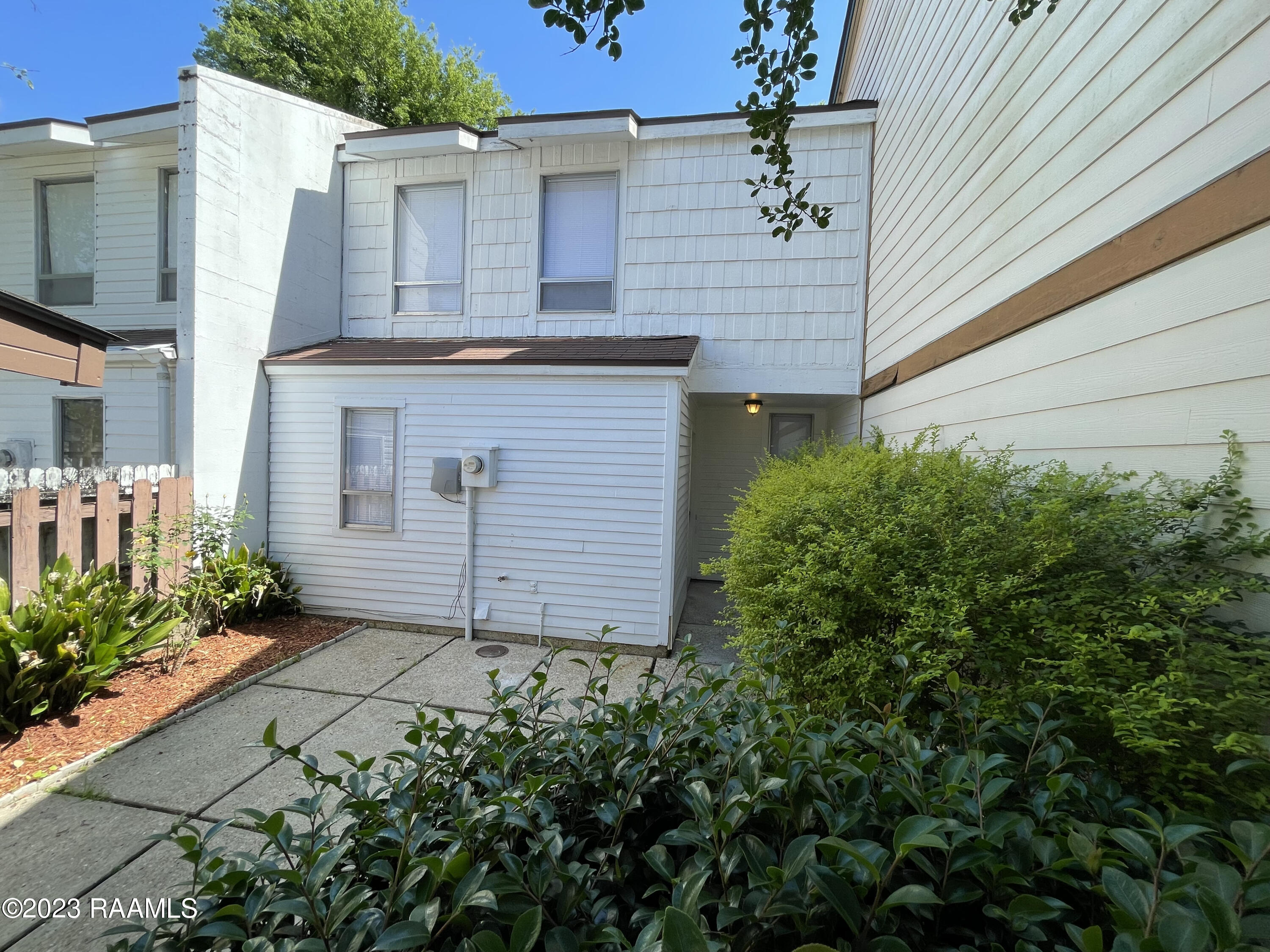 9 Morning Glory Square Lafayette, LA 70507 - Photo 15 of 15 Front