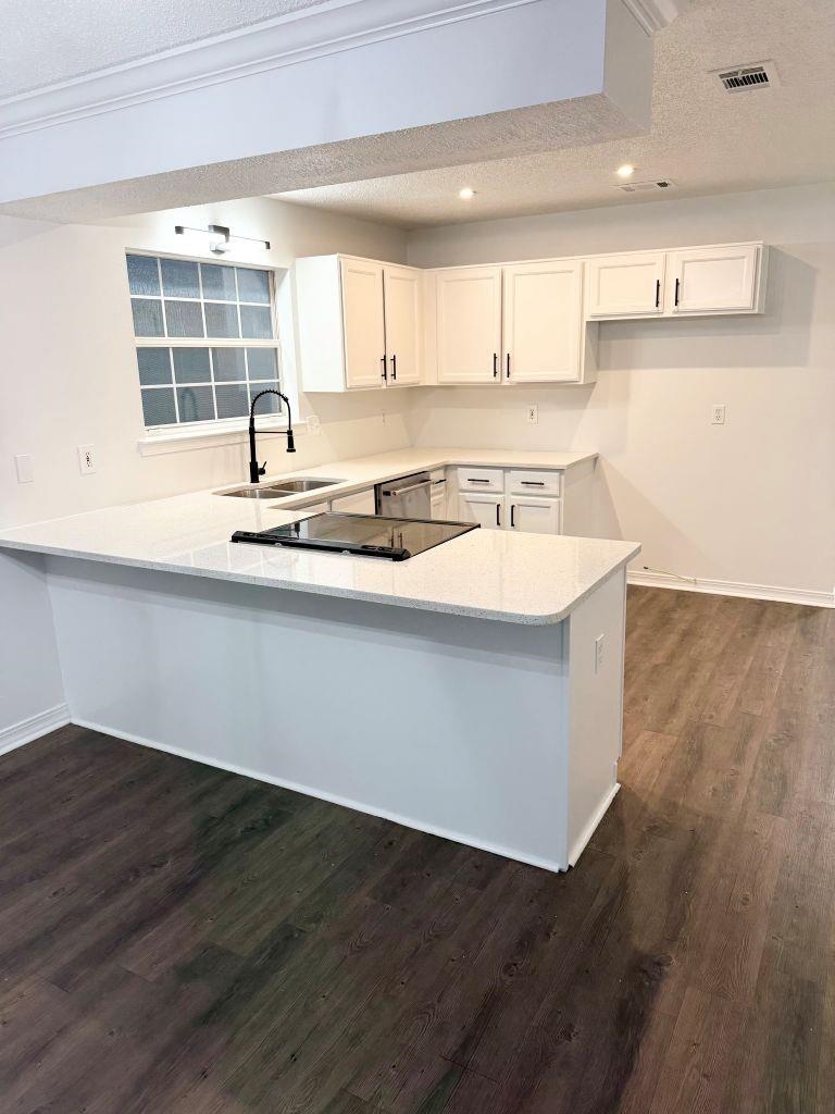 7899 Audubon Drive Foley, AL 36535 - Photo 6 of 39 Kitchen