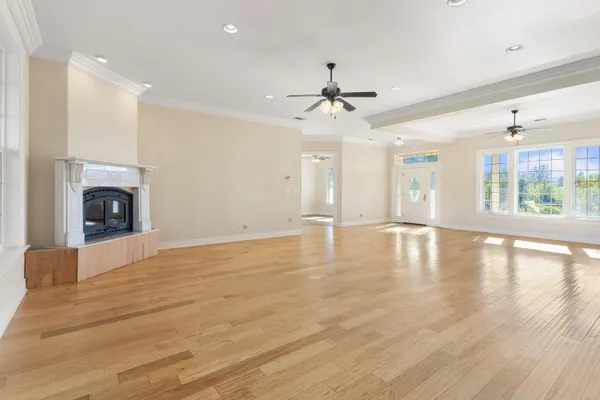 $1,199,999 | 14440 Sea Biscuit Court, Redding, CA 96003