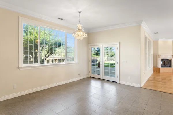 $1,199,999 | 14440 Sea Biscuit Court, Redding, CA 96003