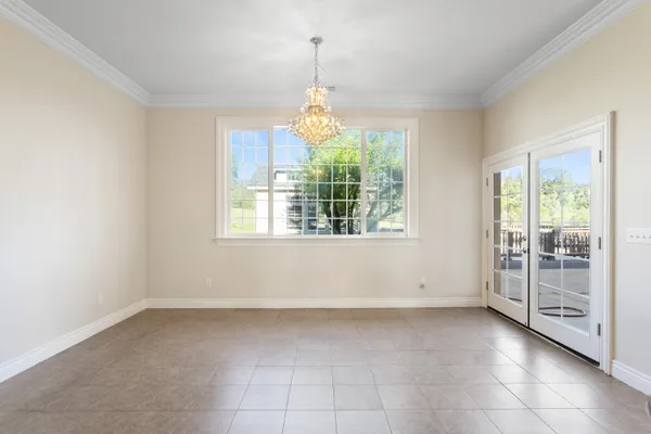 $1,199,999 | 14440 Sea Biscuit Court, Redding, CA 96003