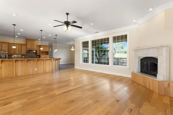 $1,199,999 | 14440 Sea Biscuit Court, Redding, CA 96003