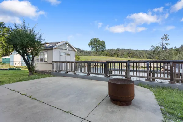$1,199,999 | 14440 Sea Biscuit Court, Redding, CA 96003