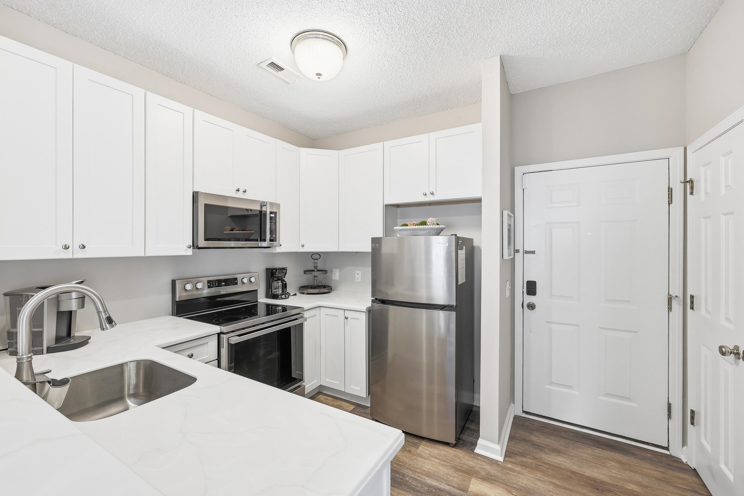 5201 Sweetwater Boulevard, Unit 5201 Murrells Inlet, SC 29576 - Photo 3 of 19
