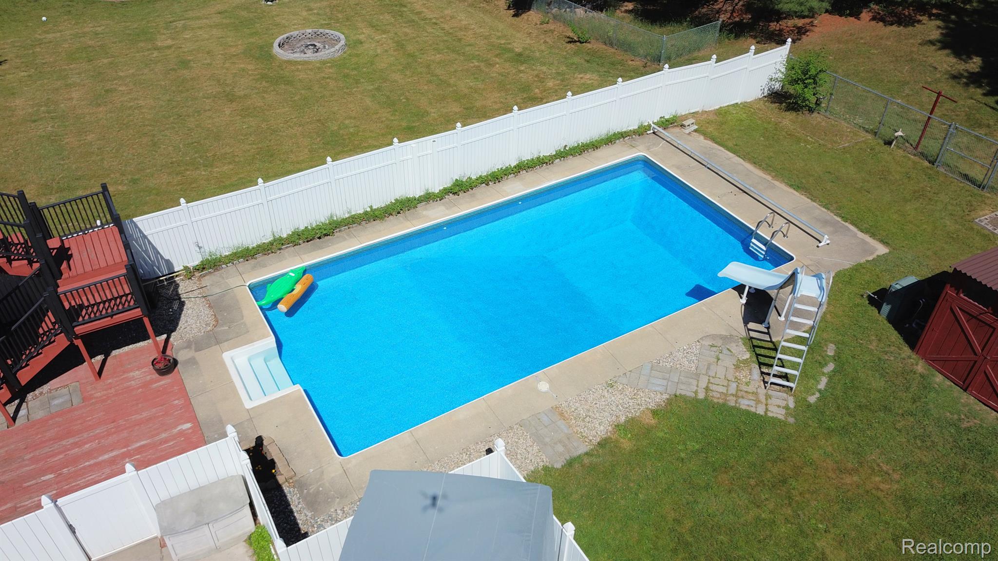 8087 East Carpenter Road Davison, MI 48423 - Photo 35 of 40 Sparkling waters!