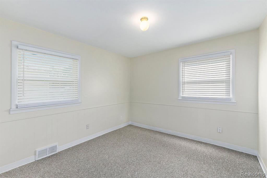 4467 West 14 Mile Road Royal Oak, MI 48073 - Photo 14 of 21