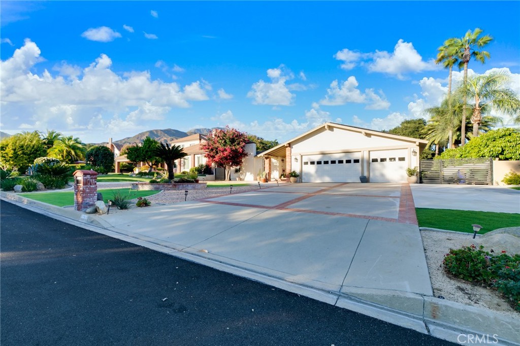 2360 Sunset Ct  