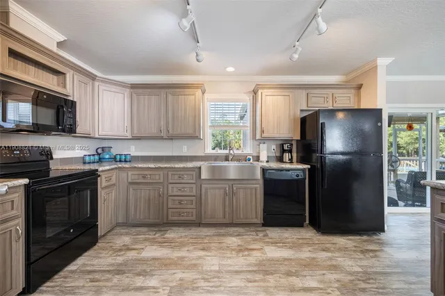 $399,900 | 3950 Pioneer 10th Street, Clewiston, FL 33440