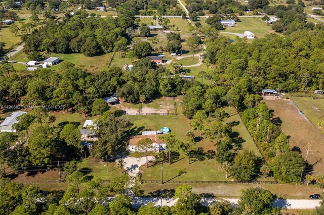 $399,900 | 3950 Pioneer 10th Street, Clewiston, FL 33440