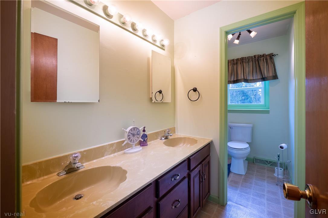 1408 Stones Crossing Road Easton, PA 18045 - Photo 22 of 32 Gallery Image 22