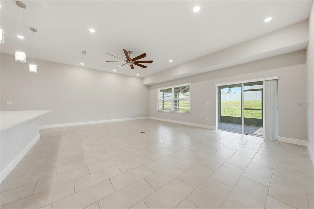 2524 Carriage Pointe Loop Apopka, FL 32712 - Photo 18 of 50