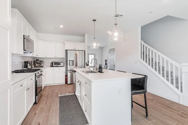 $575,000 | 379 Aria Avenue, Madera, CA 93636