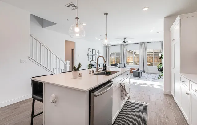 $575,000 | 379 Aria Avenue, Madera, CA 93636