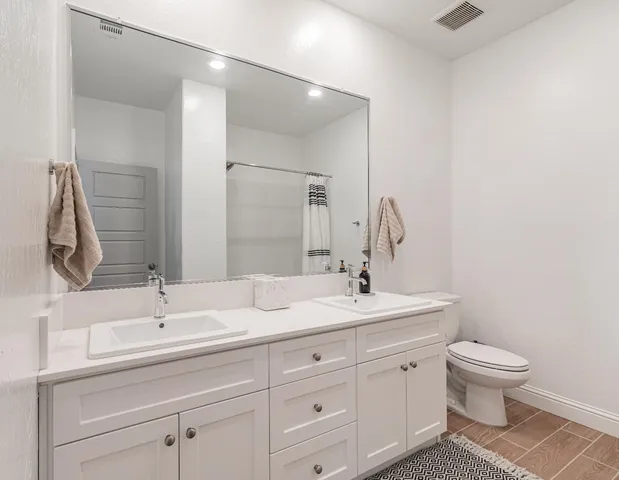 $575,000 | 379 Aria Avenue, Madera, CA 93636