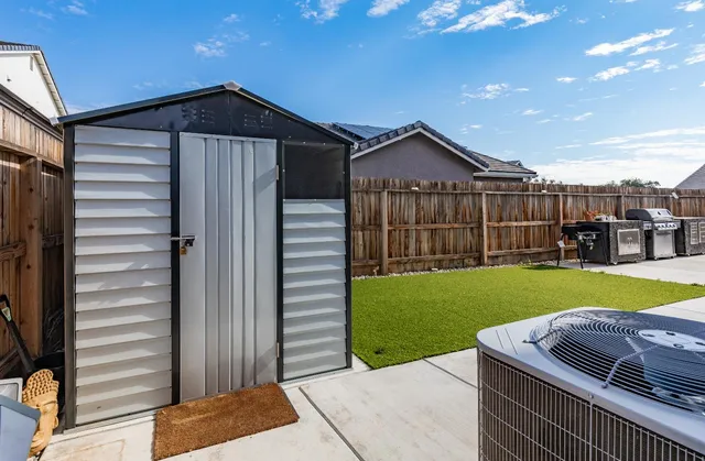 $575,000 | 379 Aria Avenue, Madera, CA 93636