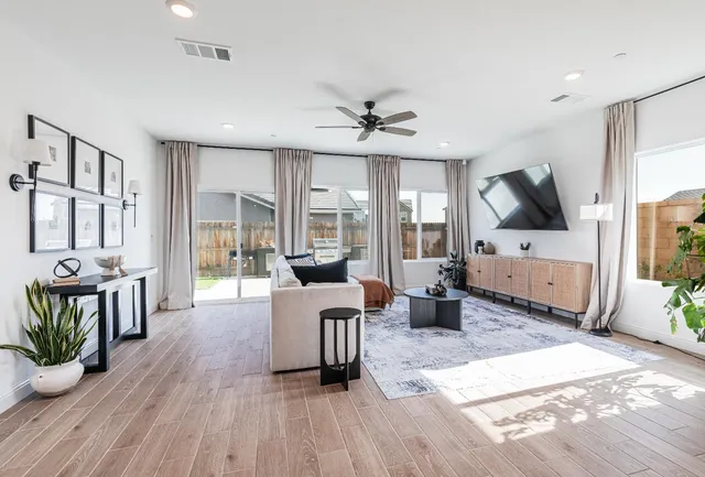 $575,000 | 379 Aria Avenue, Madera, CA 93636