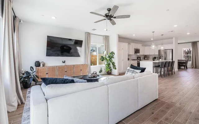 $575,000 | 379 Aria Avenue, Madera, CA 93636