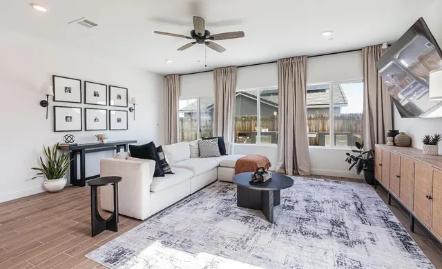 $575,000 | 379 Aria Avenue, Madera, CA 93636