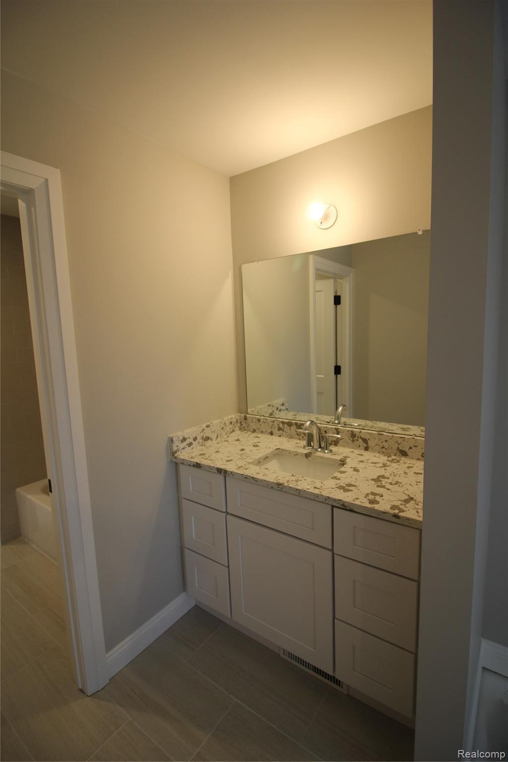 1743 Derby Road Birmingham, MI 48009 - Photo 22 of 30 IMG_3472.JPG